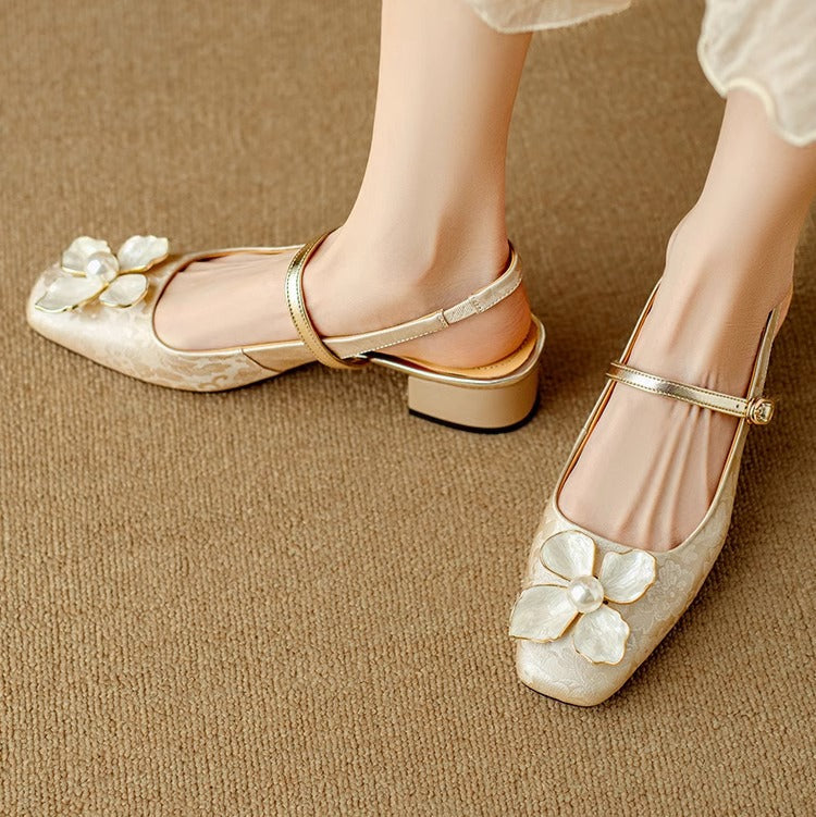 Chaussure Élégante pour Femme avec Détail Floral