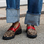 Loafer Léopard avec Détail Rouge