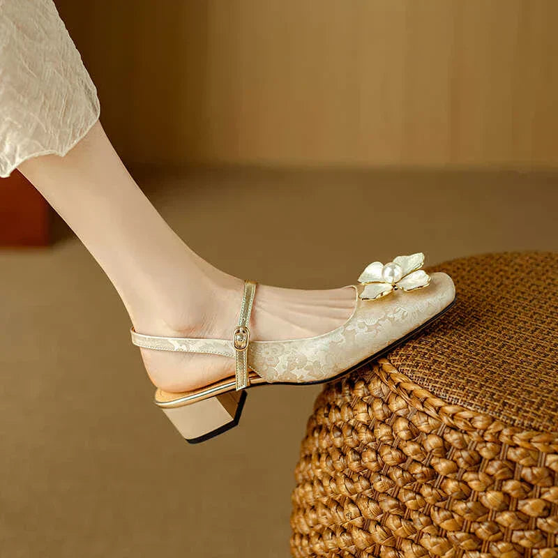 Chaussure Élégante pour Femme avec Détail Floral