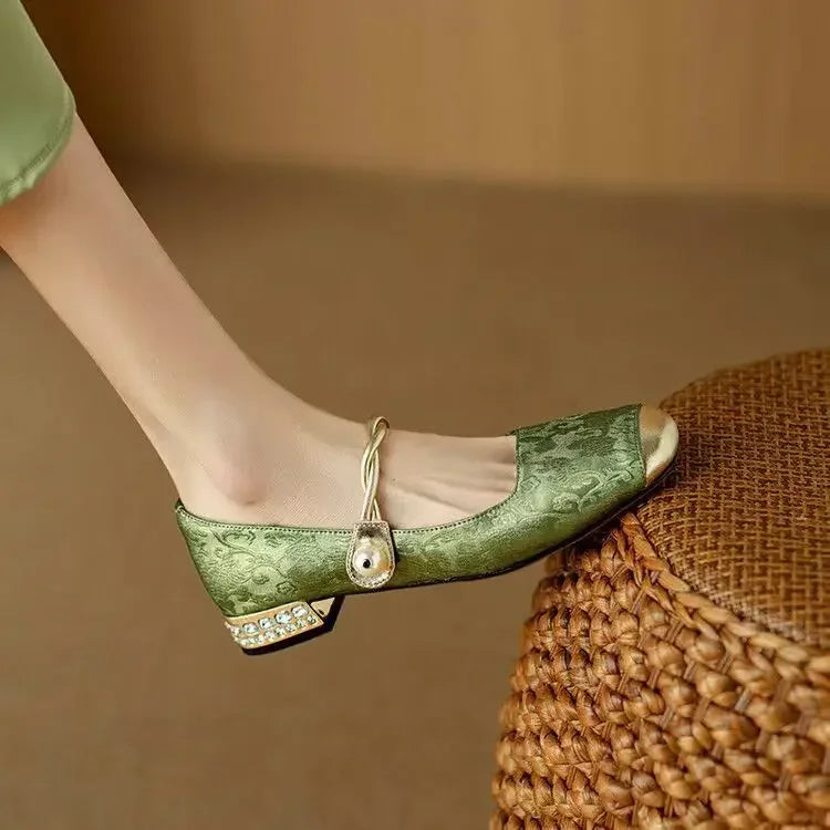 Chaussures Classiques avec Bride et Allure Élégante