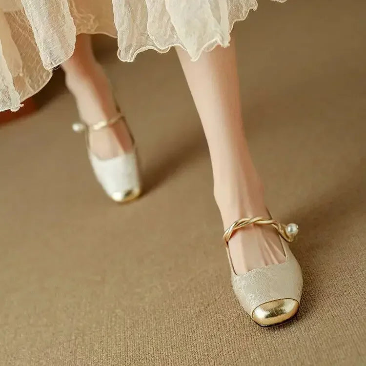 Chaussures Classiques avec Bride et Allure Élégante